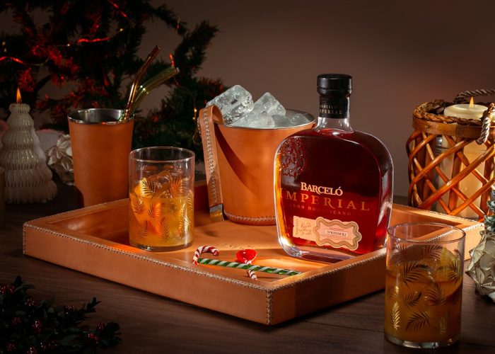 Barceló Imperial y los artesanos del cuero Sol y Luna se unen para vestir tu mueble bar esta Navidad