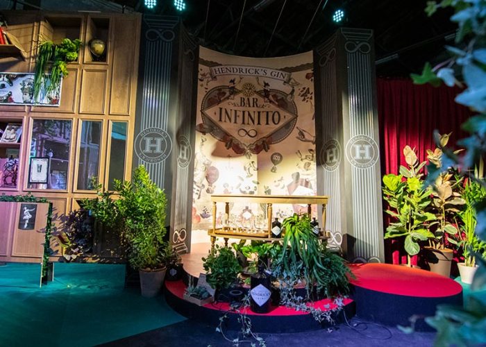 Abre sus puertas el primer Bar Infinito del mundo: El sorprendente viaje de Hendrick’s a un sinfín de escenarios en un mismo lugar y en cuestión de segundos