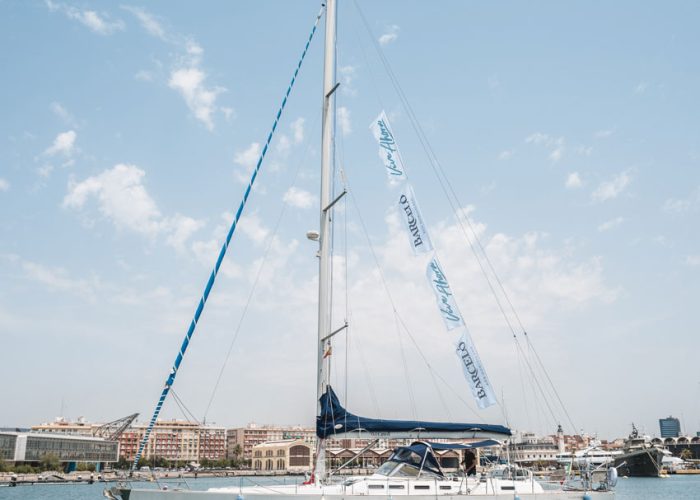 “Vive Ahora Verano”: el planazo de Ron Barceló para disfrutar del Mediterráneo con tus amigos